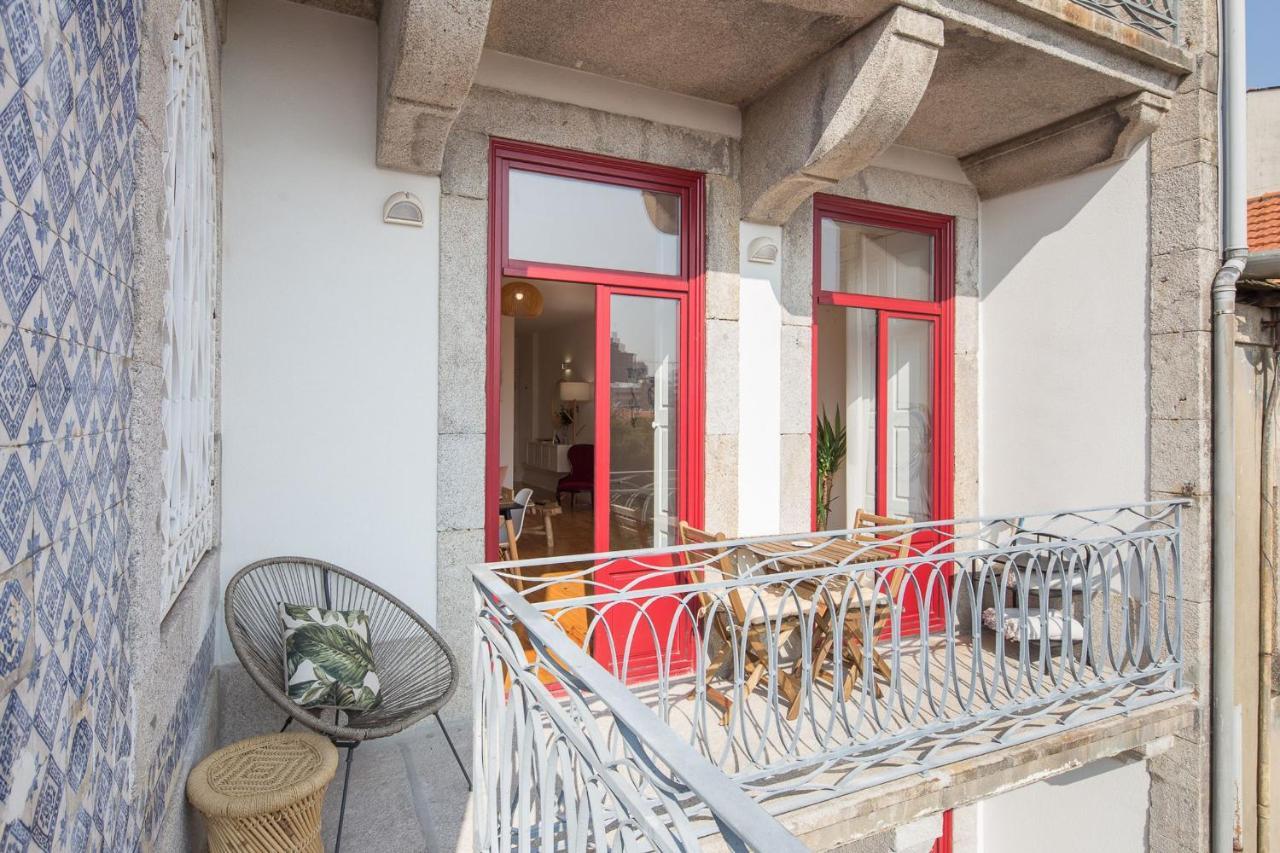 Lovelystay - Martires Boutique Flat Порто Екстериор снимка